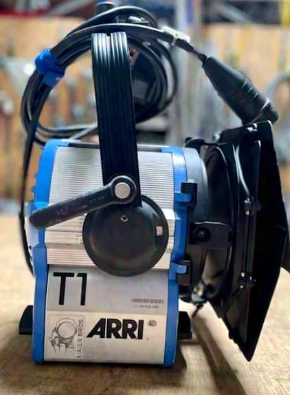 ARRI True Blue T1 1000W
