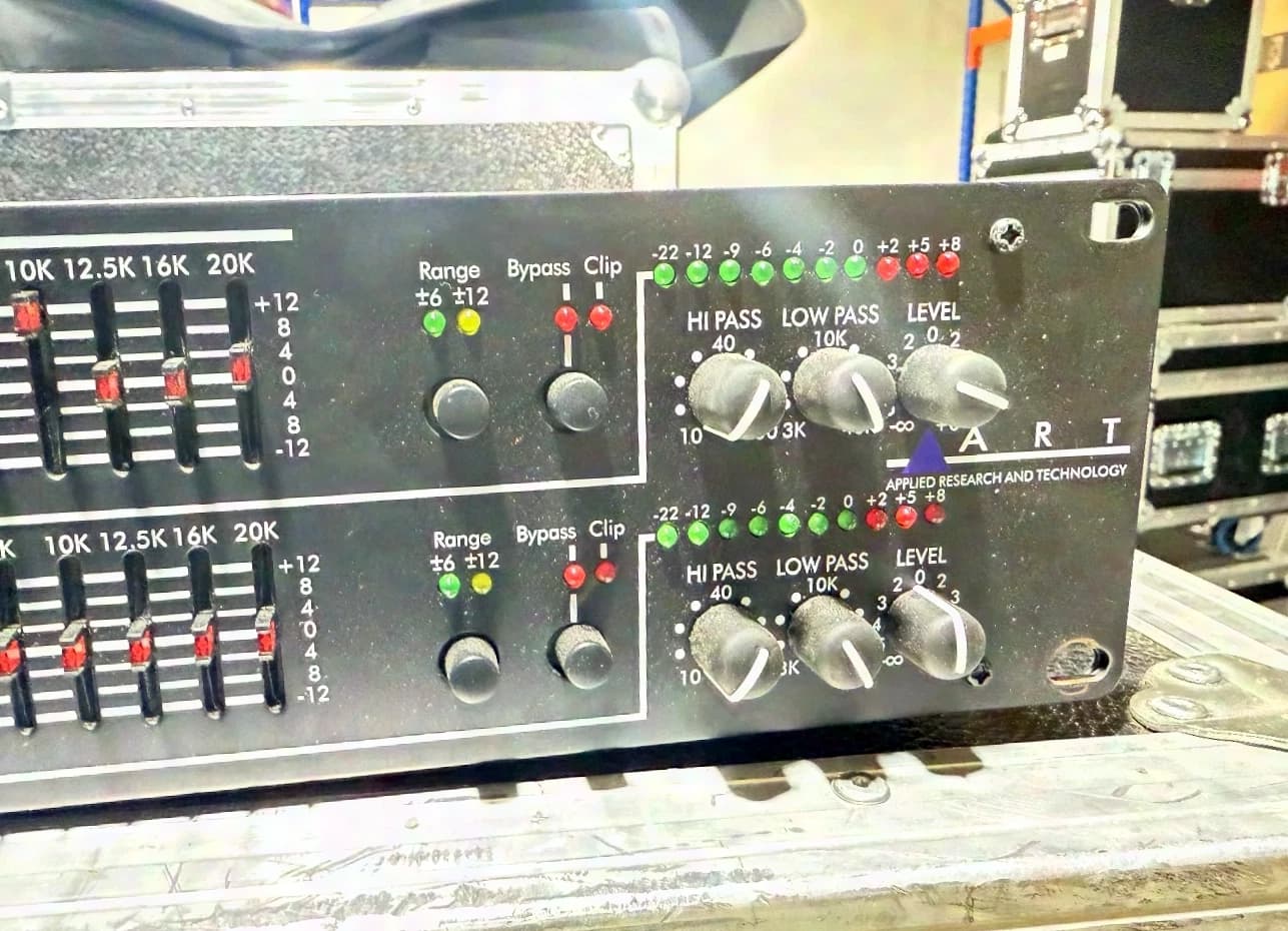 ART HQ 231 Dual 31-Band EQ with Feedback Detection Circuit in very good condition, Band DJ