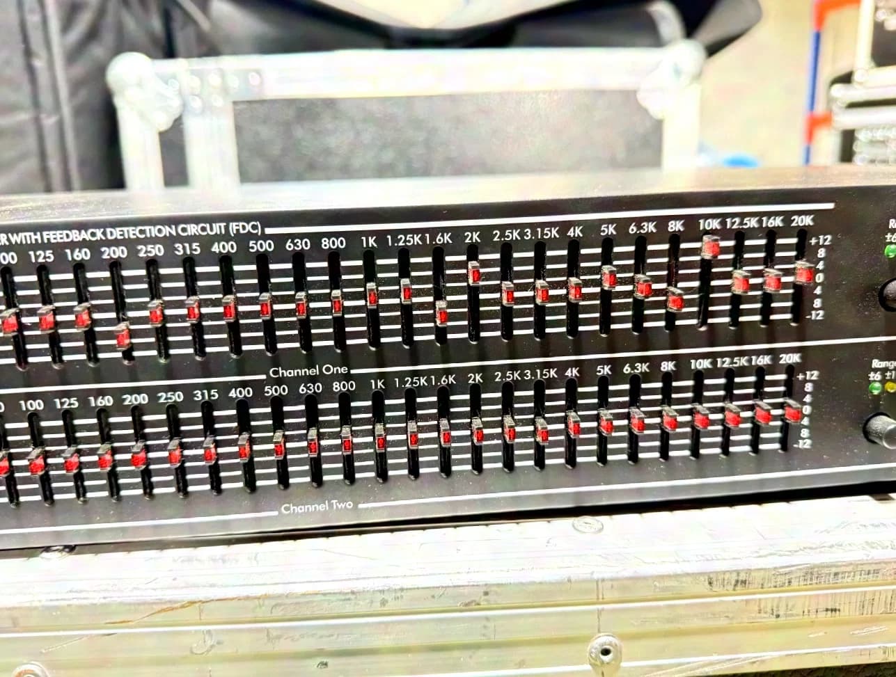 ART HQ 231 Dual 31-Band EQ with Feedback Detection Circuit in very good condition, Band DJ
