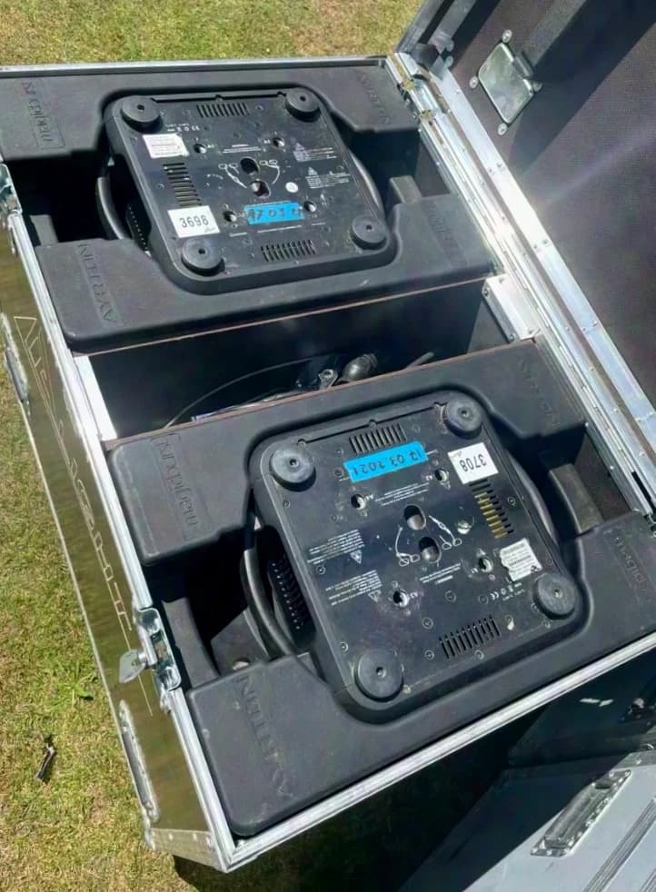 AYRTON MAGIC PANEL 602 with cases