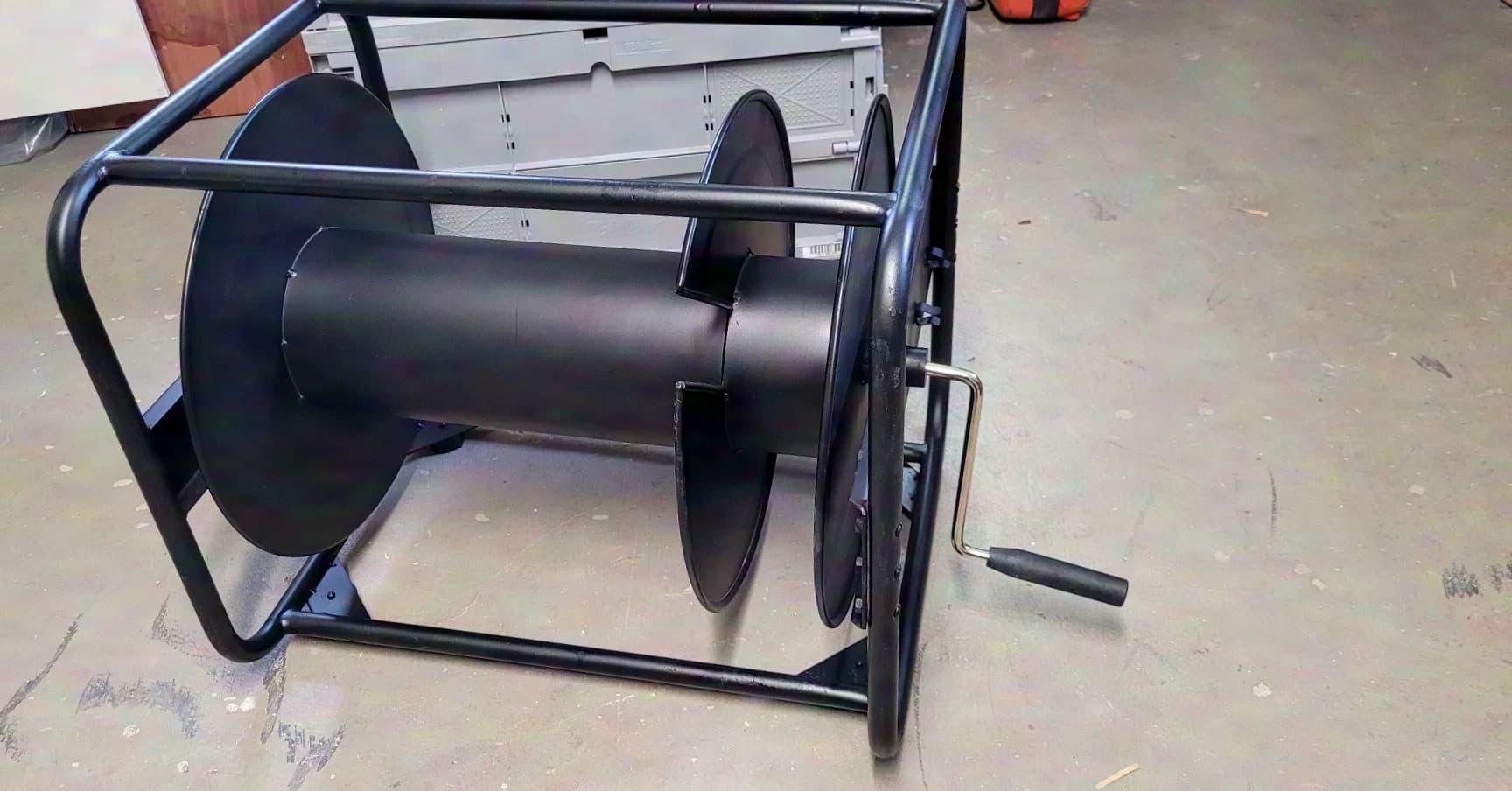 AdamHall CD450 XXL cable reel similar to Millenium AV410