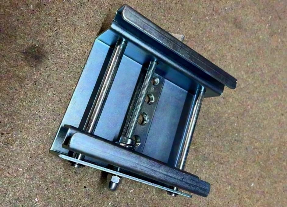 Adam Hall Tent Clamp STCLMPB/S