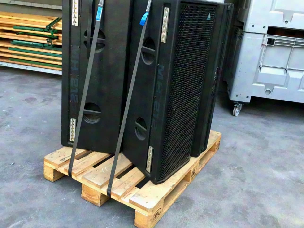 Adamson Adamson 4x MH212 4xS218 and 4x half-size double 18"