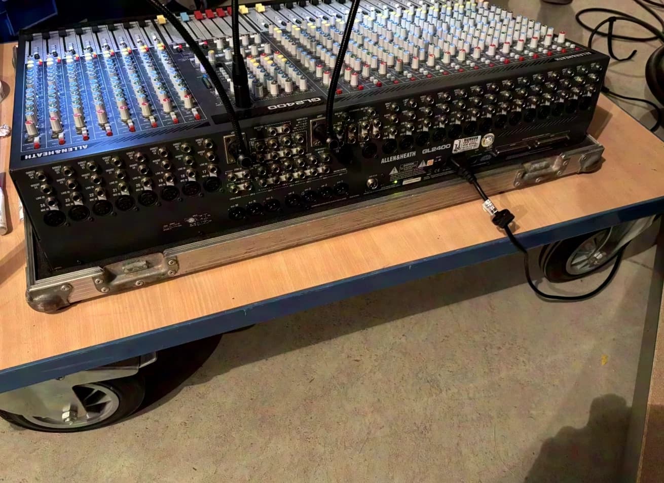 Allen & Heath GL2400 analog mixing console