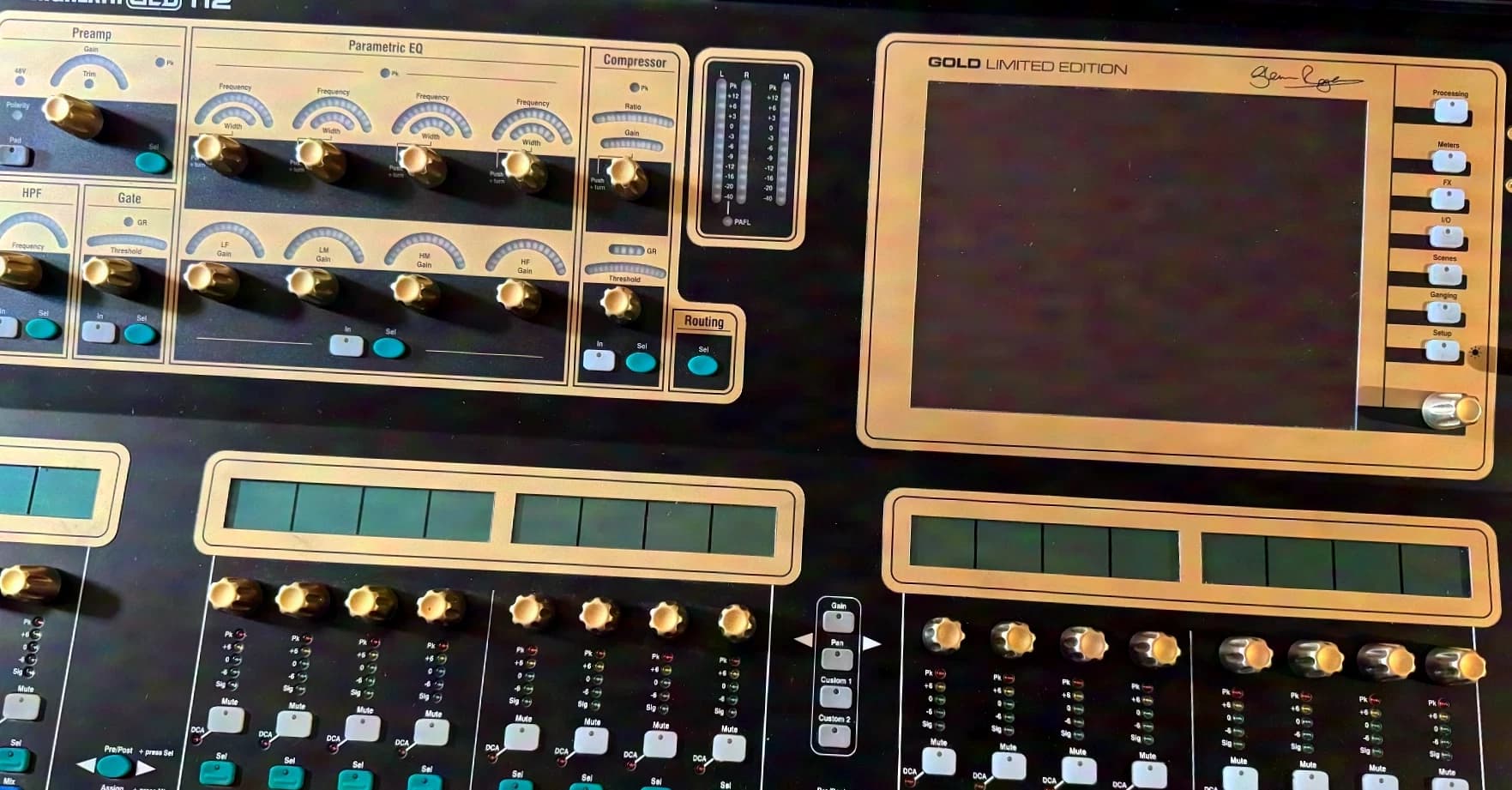 Allen&Heath GLD 112 GOLD Limited Edition incl. Case and Lamp