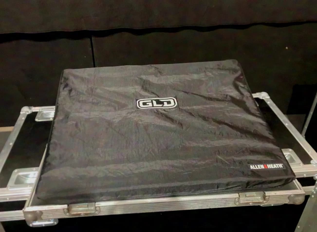 Allen & Heath GLD 80 twin pack with AR2412 Stagebox