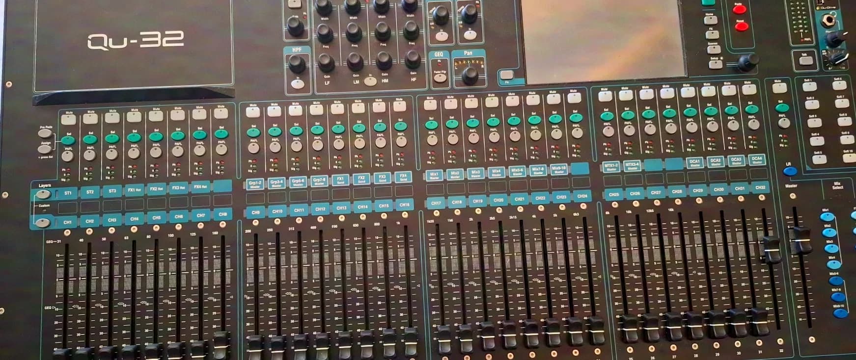 Allen&Heath QU32 AR2412 AR84
