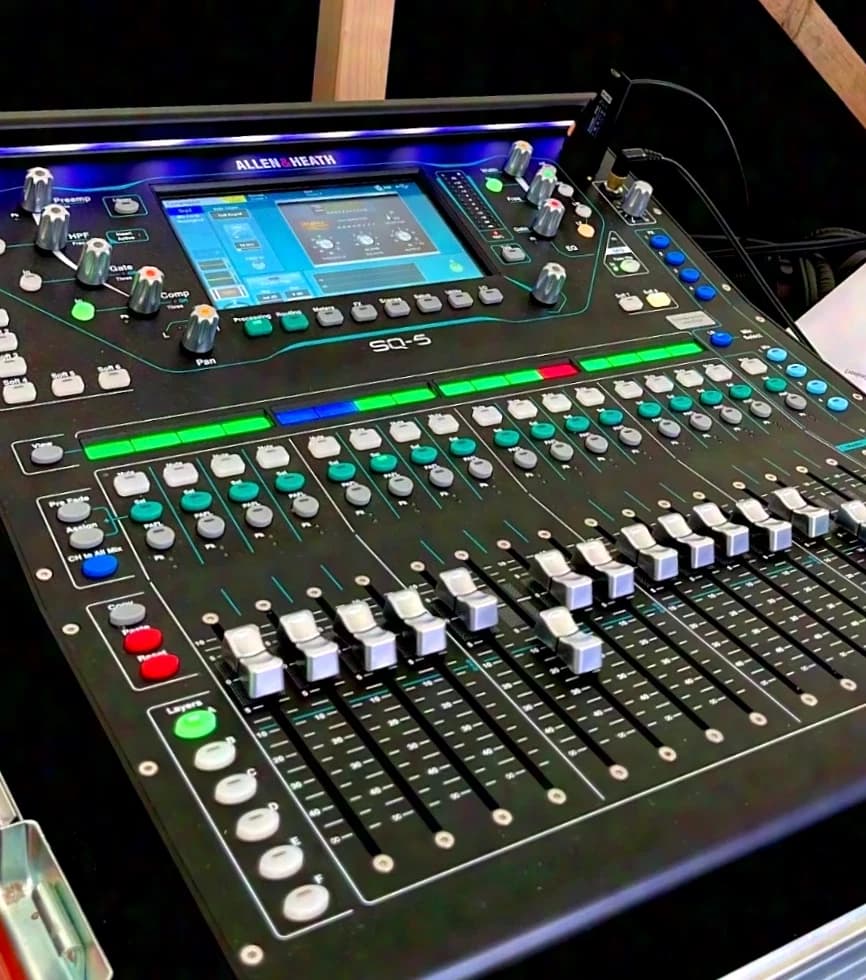 Allen&Heath SQ5 incl. Case, Plugins and Accessories