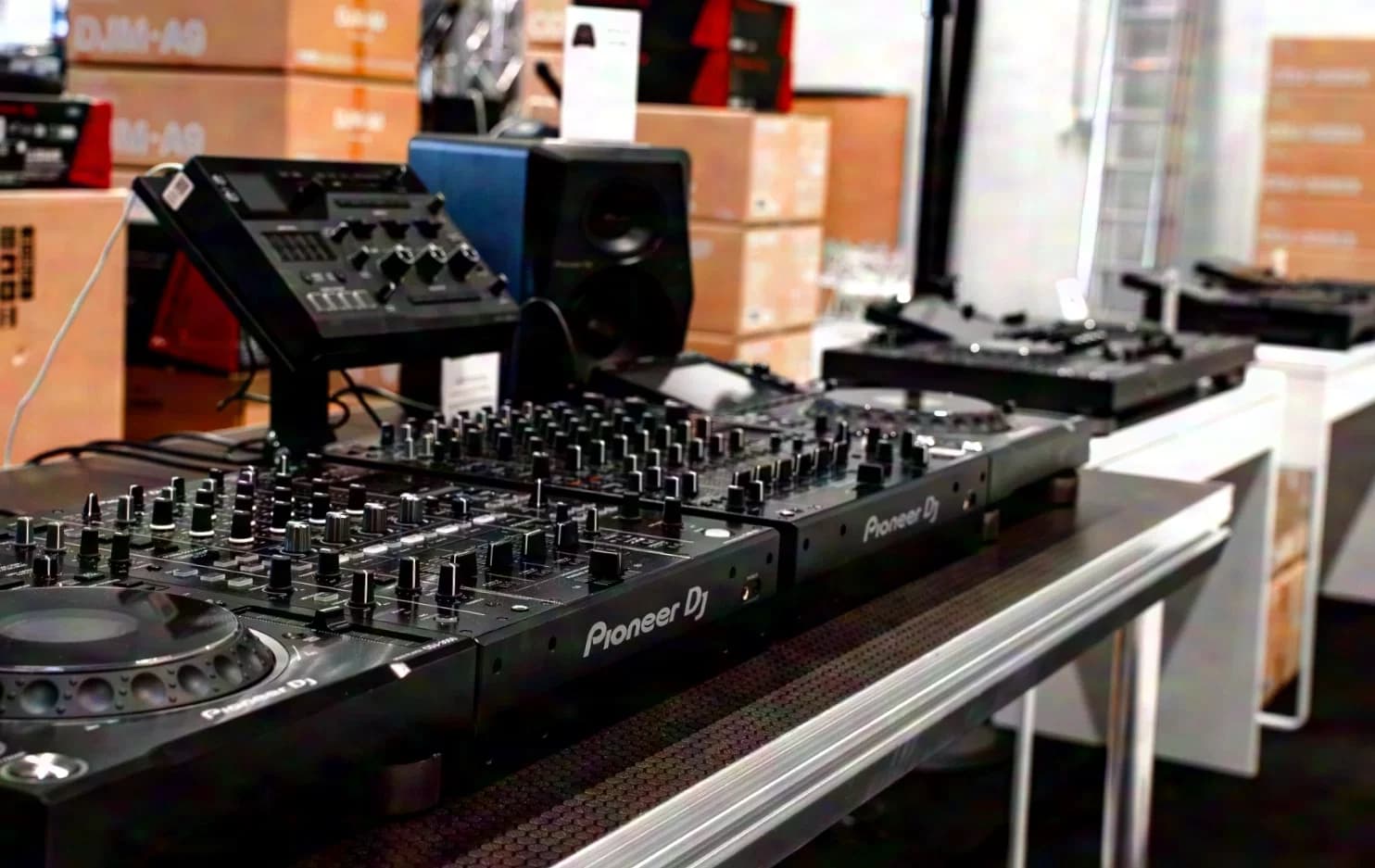 AlphaTheta / Pioneer DJ / MA