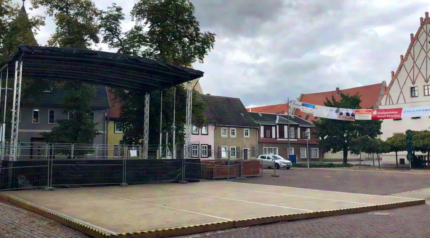 Alspaw AL Stage R80 Curved Roof Stage Trailer Stage