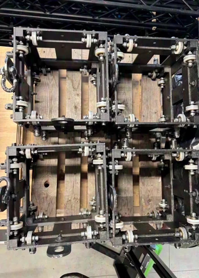 Alustage W290 sleeve block