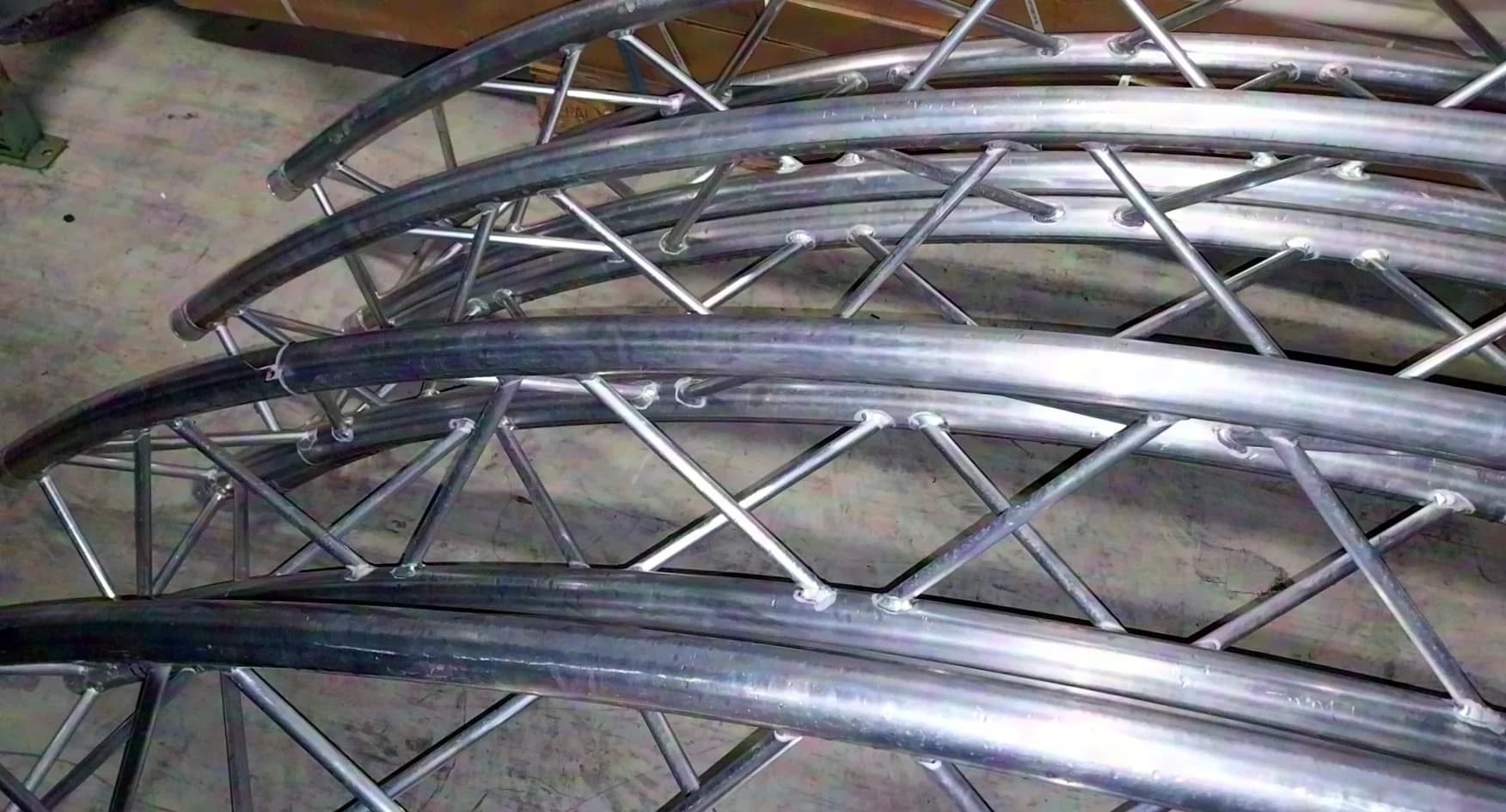 Alutruss Full Circle 4m 3-Point