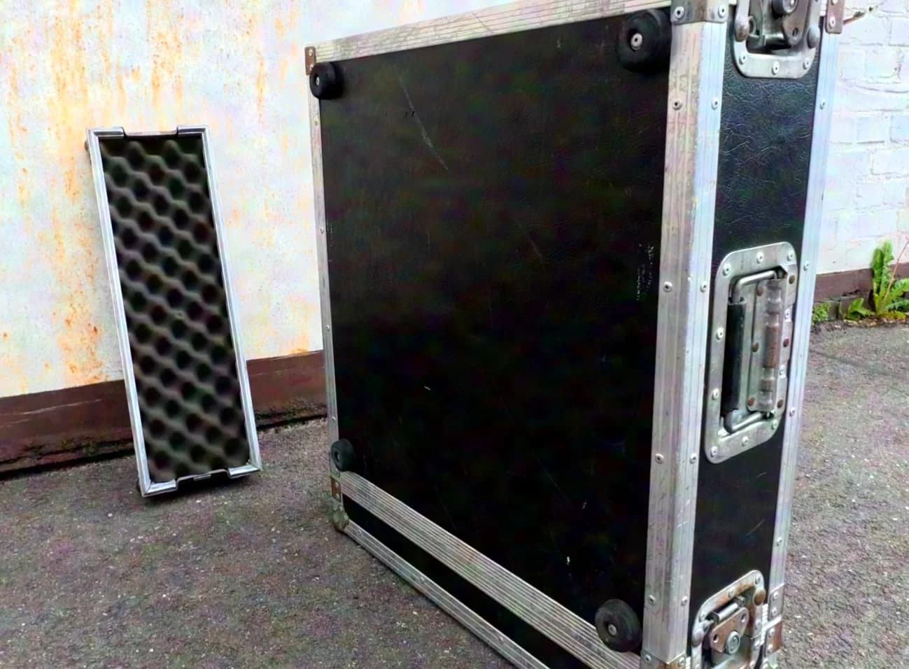 Amptown 19" 3 HE DD Rack