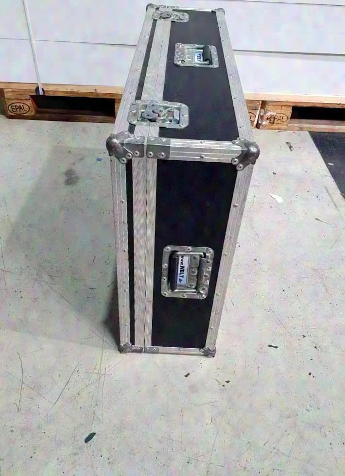 Amptown Case / Case for MA LIGHTING dot2 XL-F lighting control console, used "always specify the following no.: 213*"