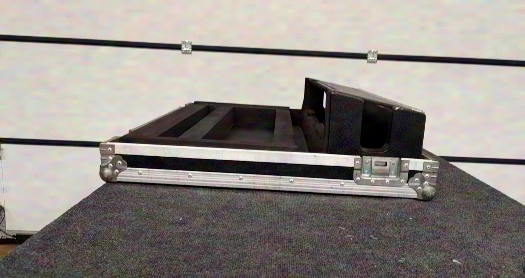 Amptown mixer case, 2-piece, with cable box, original Yamaha LS9-32, also suitable for TF5 / SQ7 / M32 / X32