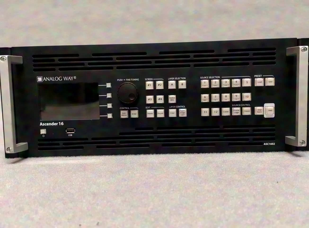 Analog Way Ascender 16 ASC1602