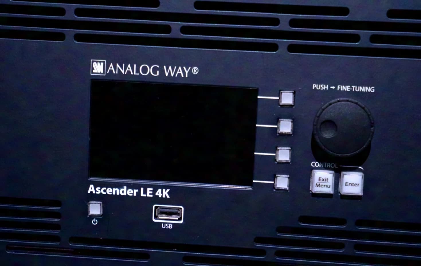 Analog Way’s Ascender LE 16 - 4K