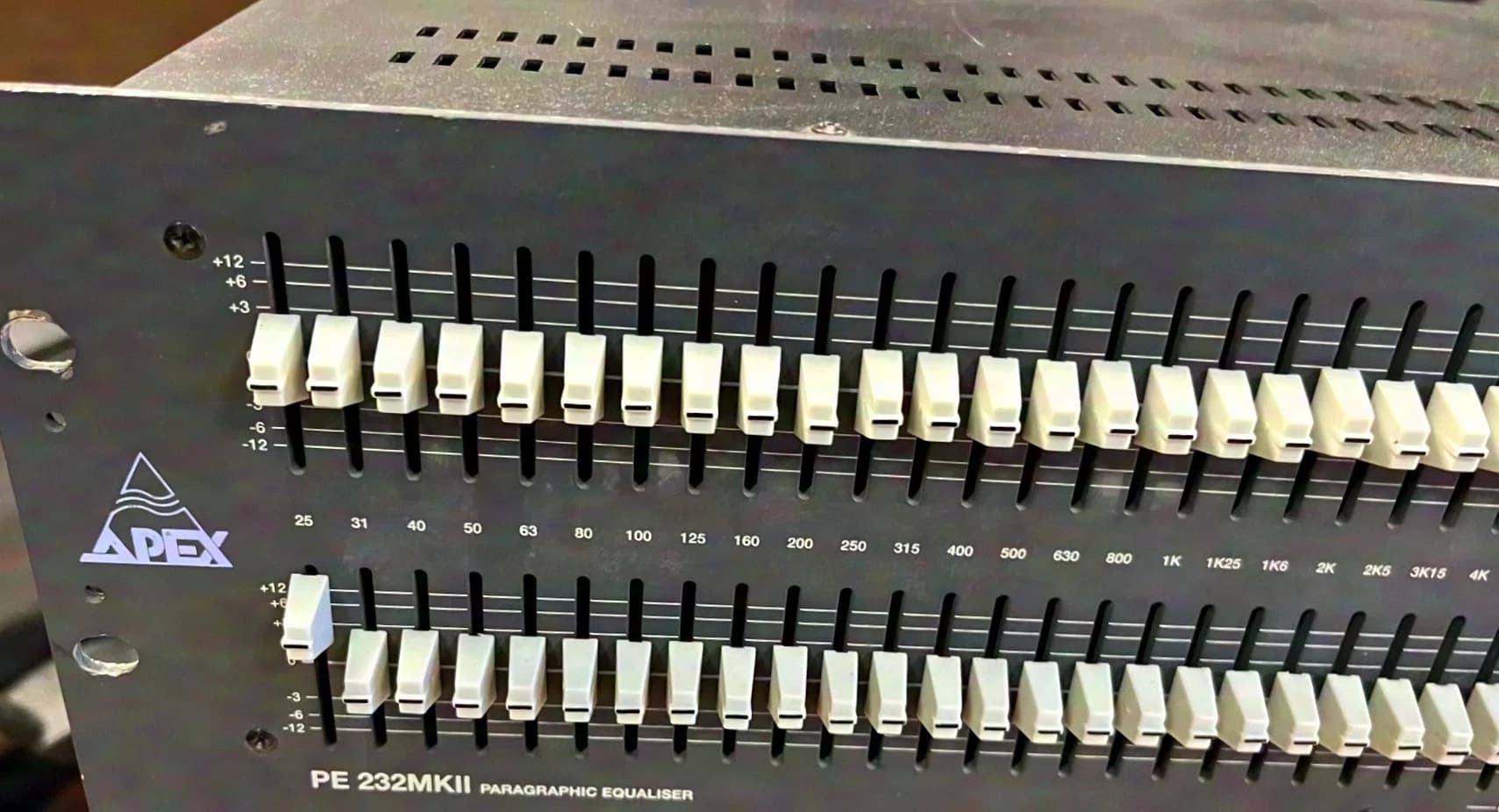 Apex PE232MKII EQ Paragraphic Equalizer