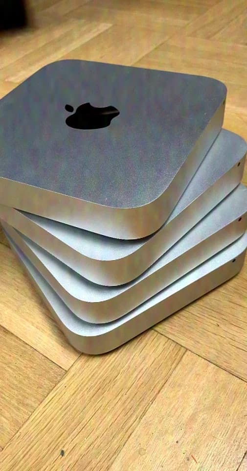 Apple 3x Mac Mini Late 2012, Quad-Core i7 2,6Ghz, 16GB Ram, 256 GB SSD, 1x i5 2,3GHz, 8GB Ram, 256GB SSD