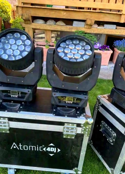 Atomic4DJ Lotus Zoom Pro 300 Led Beam 19x15 Movinghead