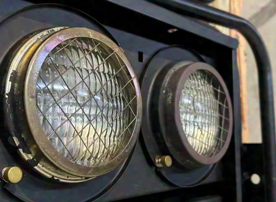 Audience Blinder 4-lite 120V / 650W