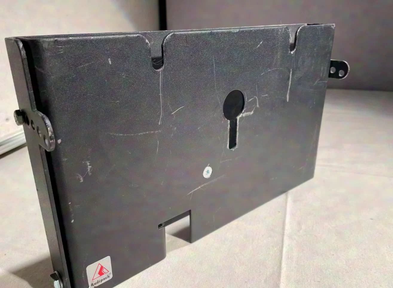 Audipack | Wall Mount 3 PIN | tiltable