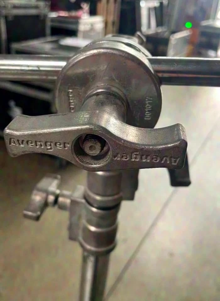 Avenger C Stand