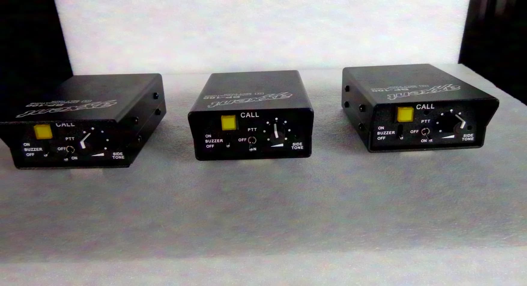Axxent Intercom MS-200 with 4 stations