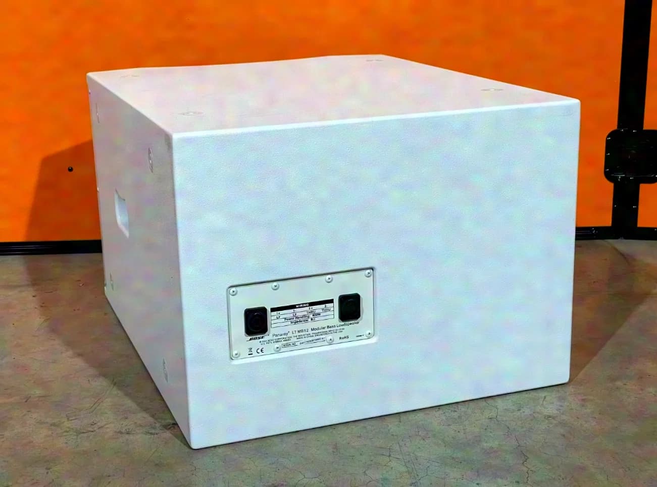 BOSE Panaray LT MB12 Subwoofer, white