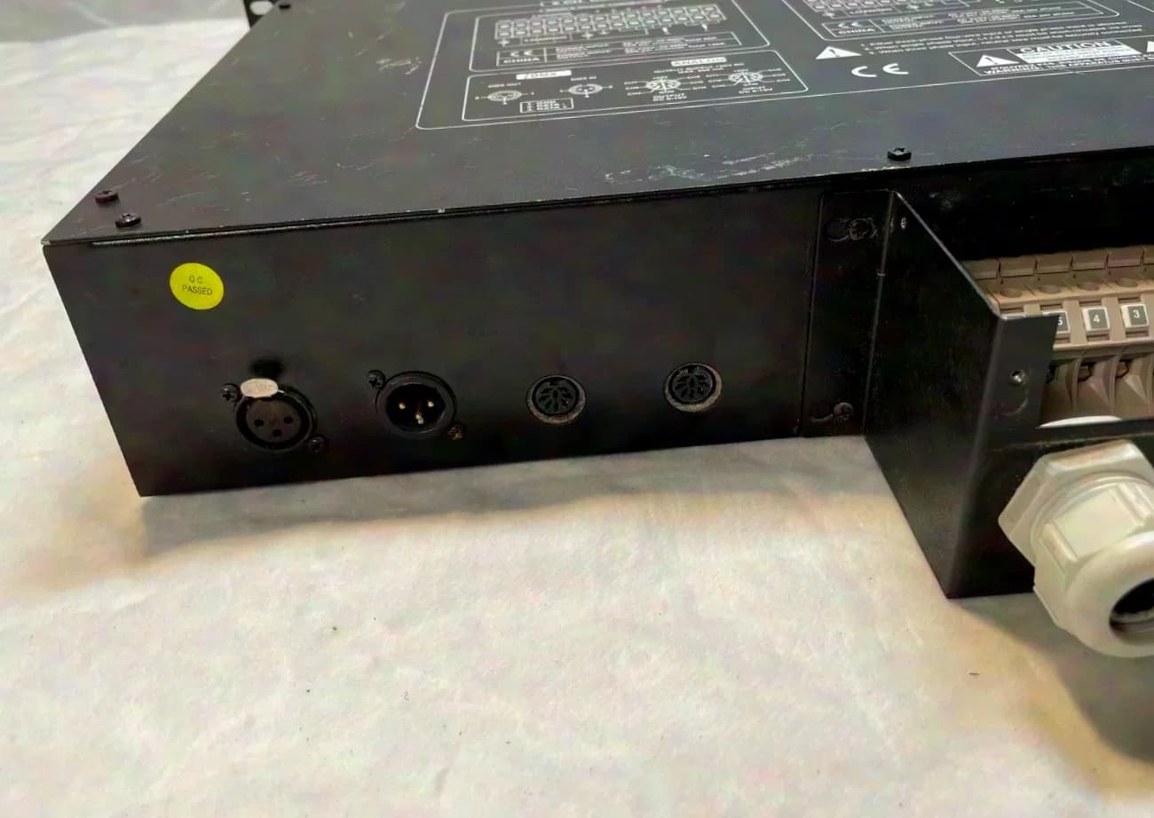 BOTEX DPX 620 6CH. DMX/Analog Dimmer