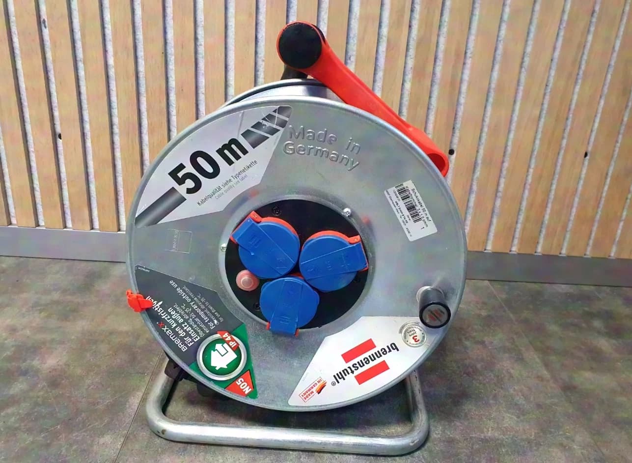 BRENNENSTUHL Garant S IP44 Cable Reel 50m Sheet Steel Like New "always specify the following no.: 218*"