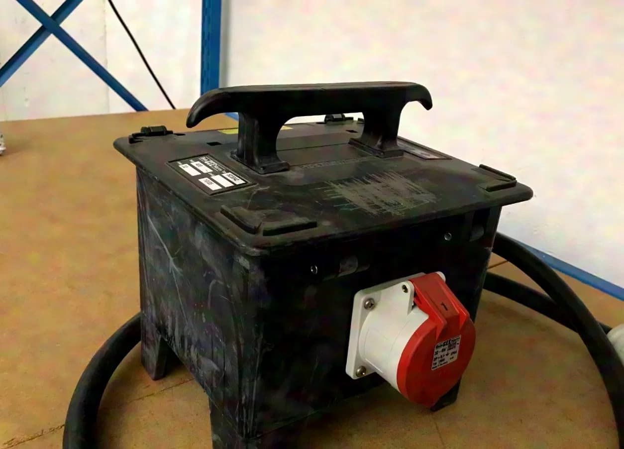 Bals | Power distributor Pils IP 65; 33A > 2x 32A