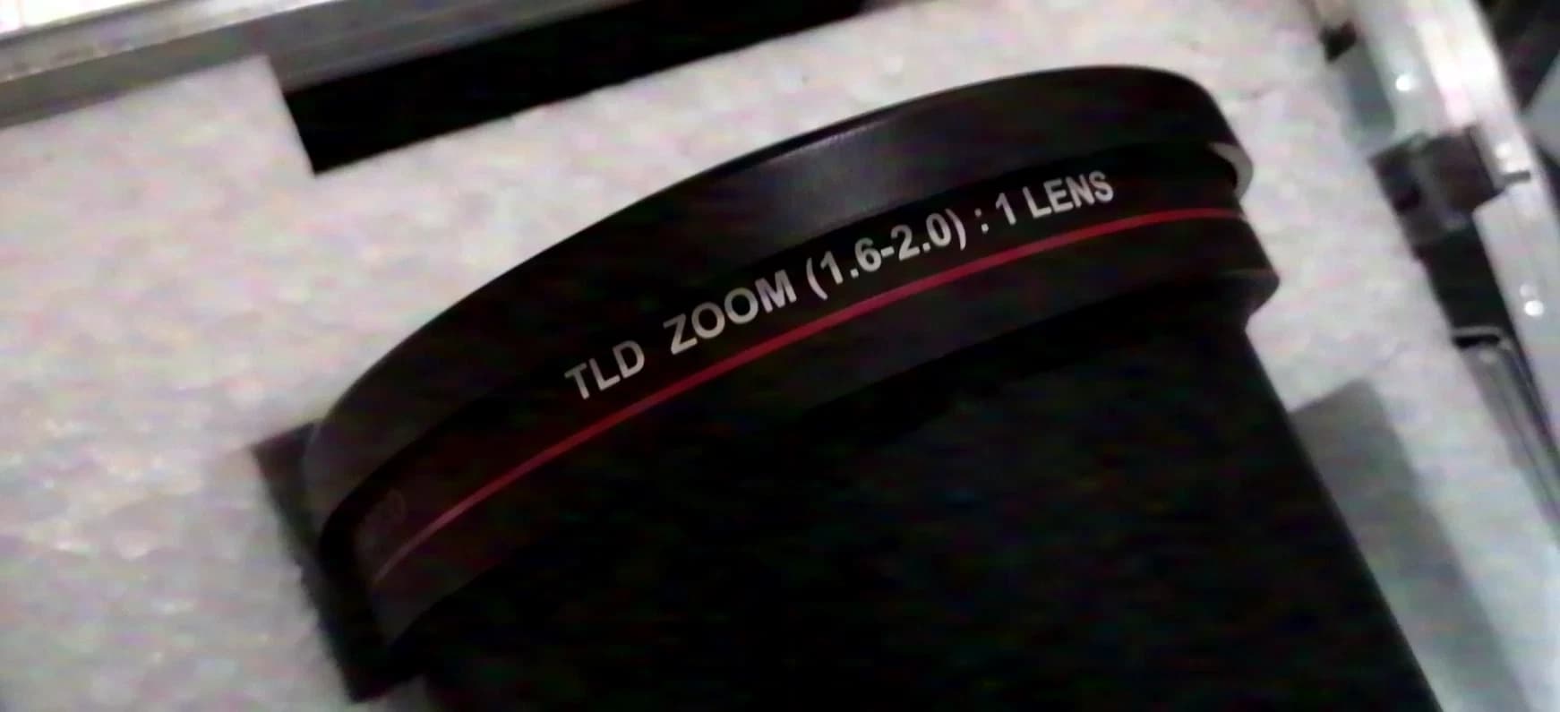 Barco 1.6–2.0:1 TLD HB Standard