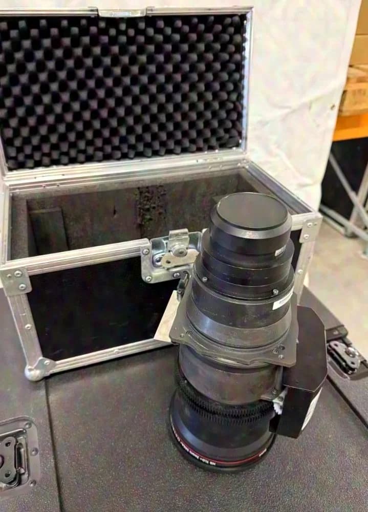 Barco HB TLD+ Zoom HD Lens 1.8-2.6 incl. Case