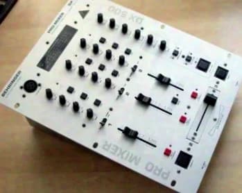 Behringer DX 500
