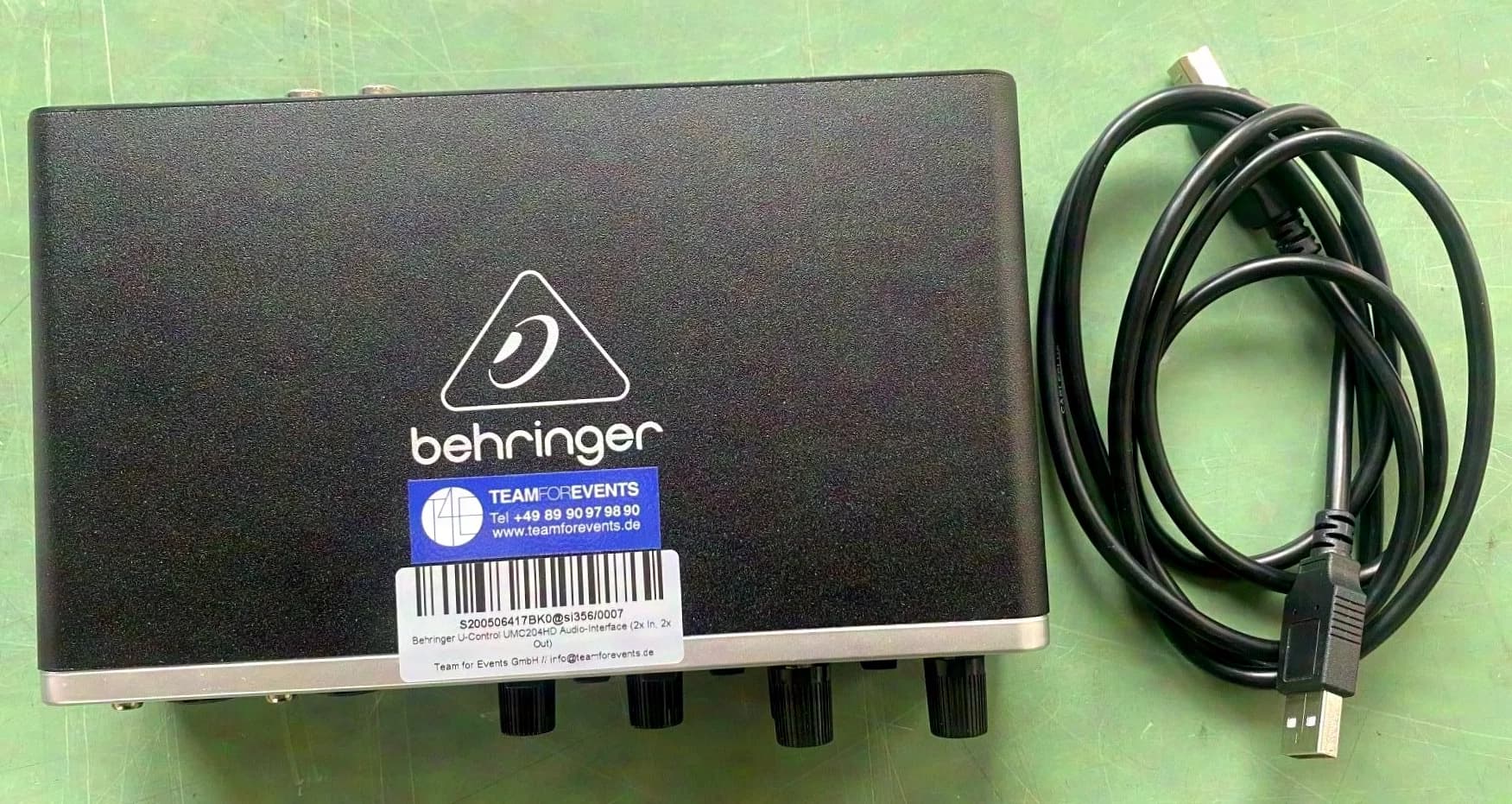 Behringer U-PHORIA UMC204HD