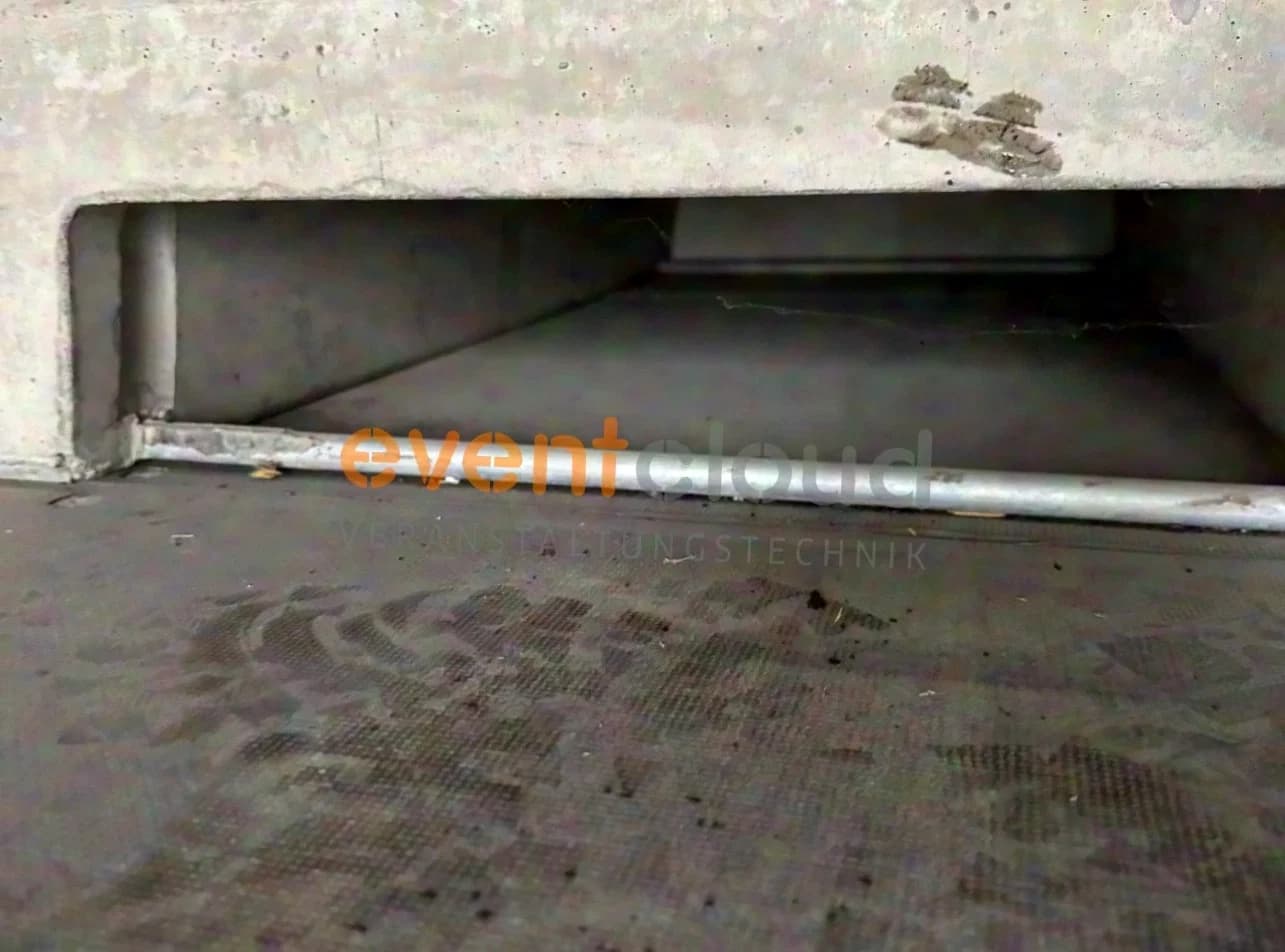 Concrete weight approx. 1000kg – 1500kg