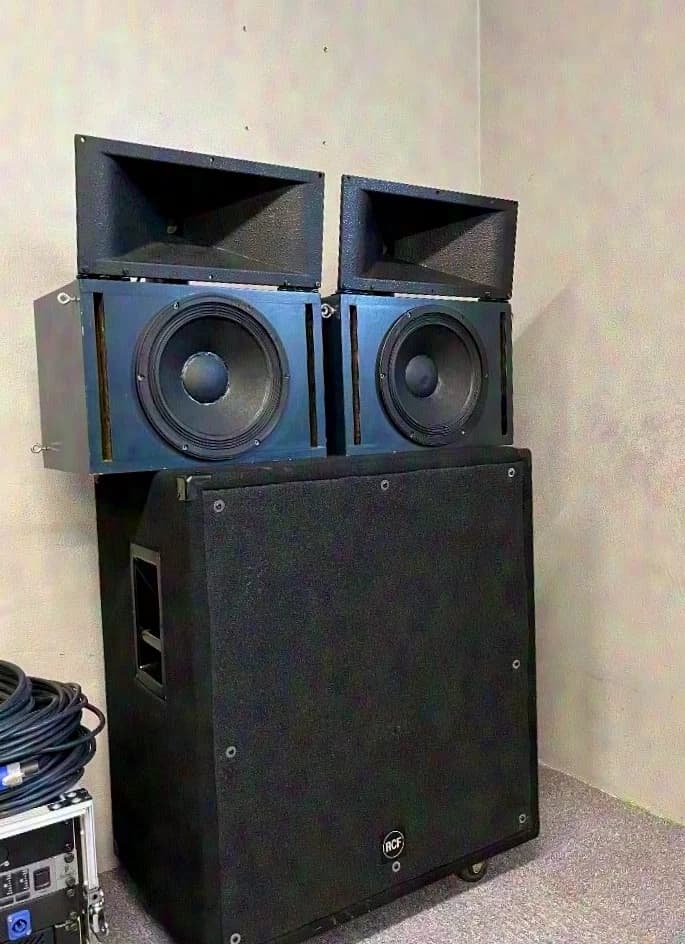 Beyma/RCF Beyma / RCF Complete PA System - Plug & Play Beyma / RCF Complete PA System - Plug & Play