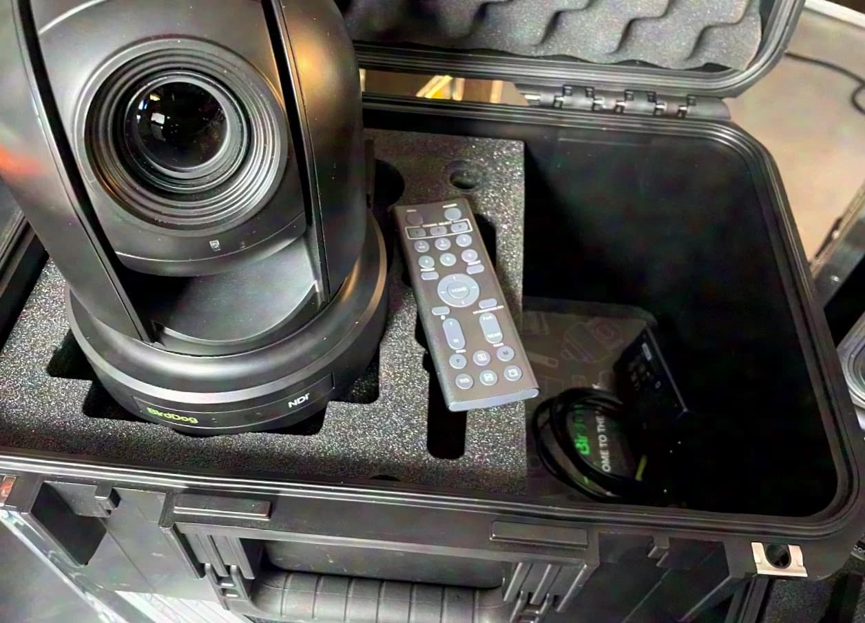 Birddog 2x PTZ P200 + 1x PTZ Controller