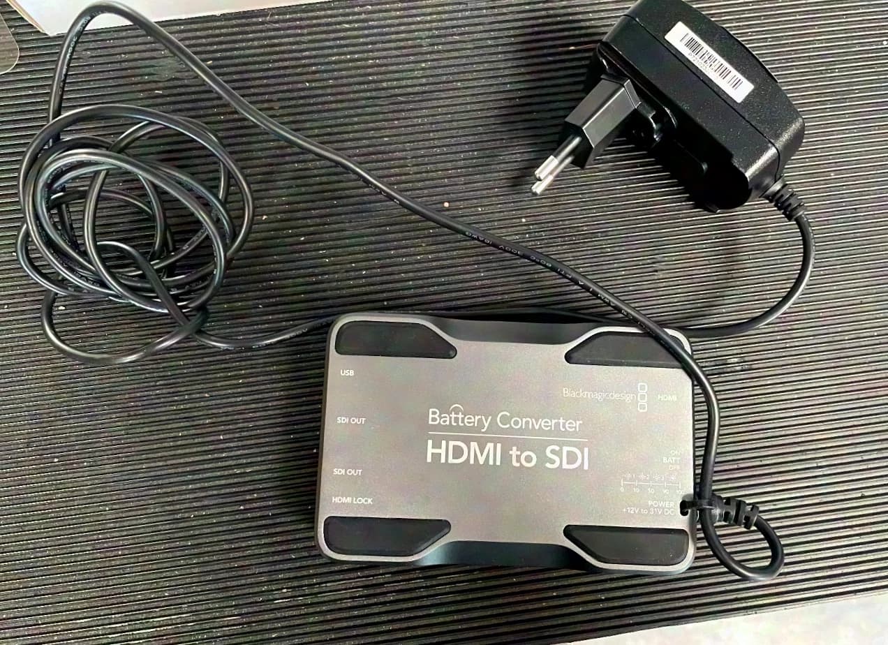 BlackMagicDesign Battery Converter HDMI to SDI