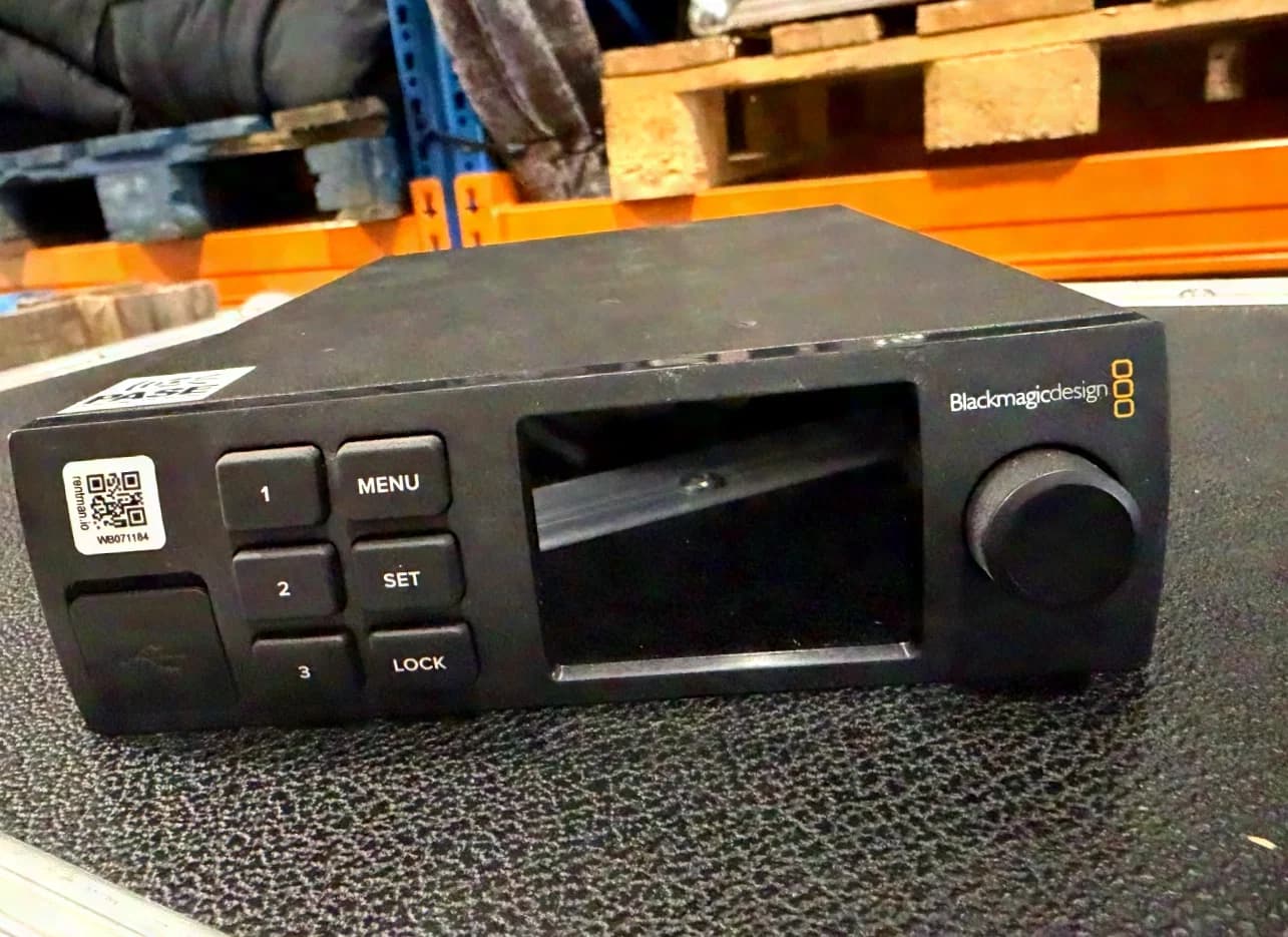 Blackmagic Design 2110 IP Converter 3x3G