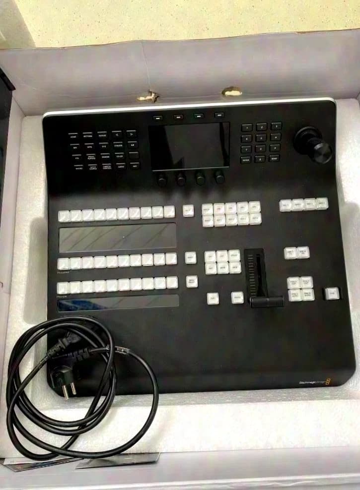 Blackmagic Design ATEM 1 M/E Advanced Panel 20 – Hardware Control Panel