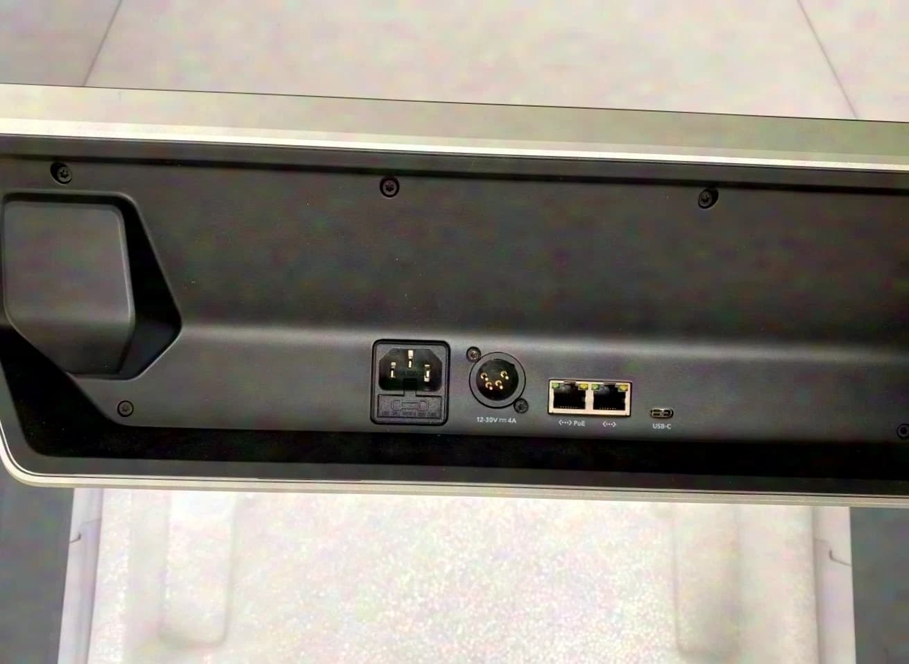 Blackmagic Design ATEM 1 M/E Advanced Panel 20 – Hardware Control Panel