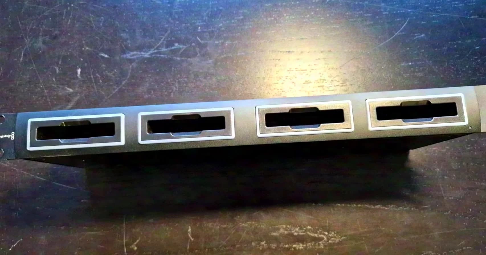 Blackmagic Design MultiDock 10G / USB-C - SSD Dock