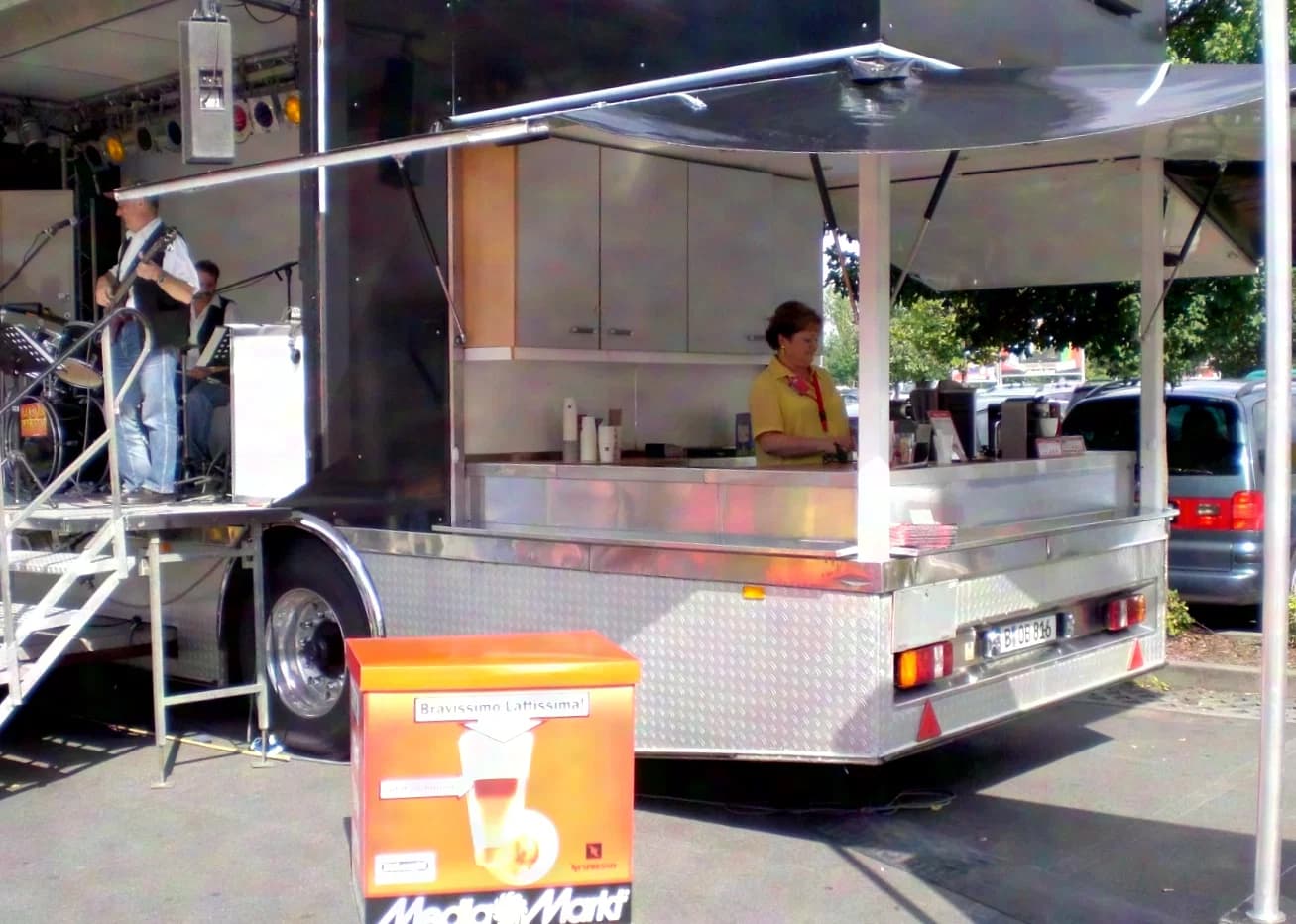 Stage trailer Stage Roadshow Mobile Cocktail Bar Stage trailer Mobile Bar