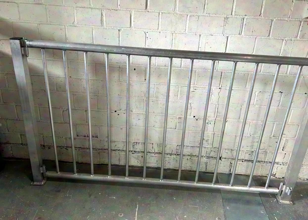 Bütec Compact aluminium grandstand railing 2m