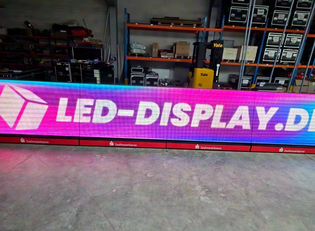 Bulled Indoor LED Perimeter Board