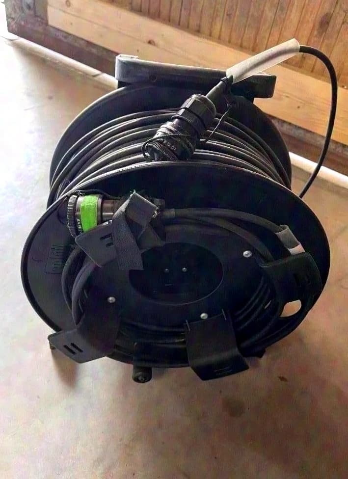 CAT5e 100m "evolution XPC Heavy Duty Tactical Gigabit Cat5e 301-190 4x2xAWG24/1" drum with Amphenol connectors