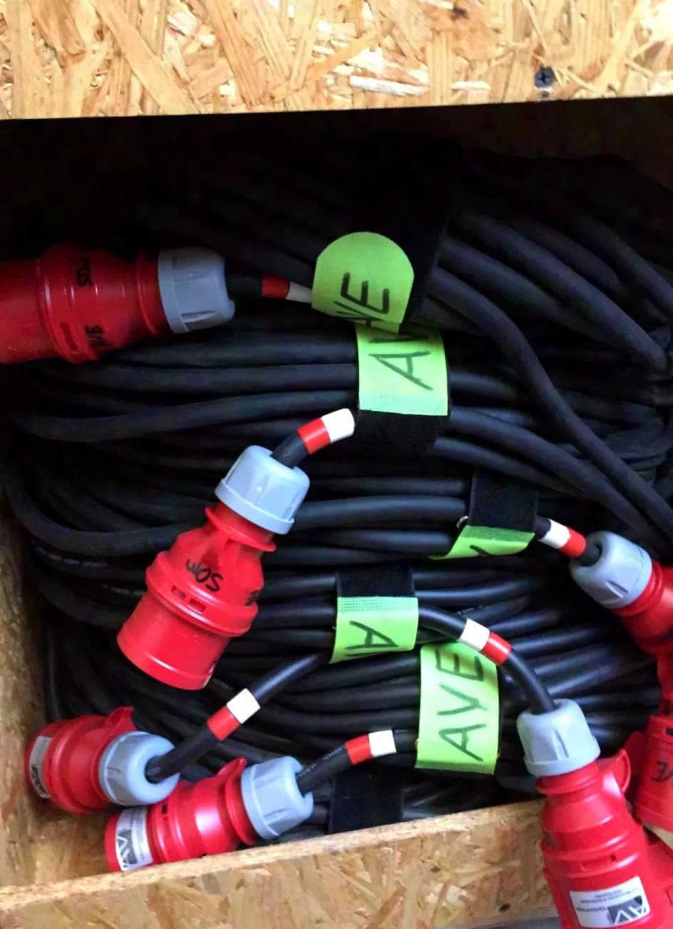 CEE 32A Cable 25m lightly used