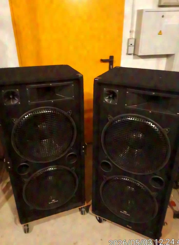 CHAL-TEC GmbH MALONE Electronic Star event speakers 1500W / 750W 15" bass 2x